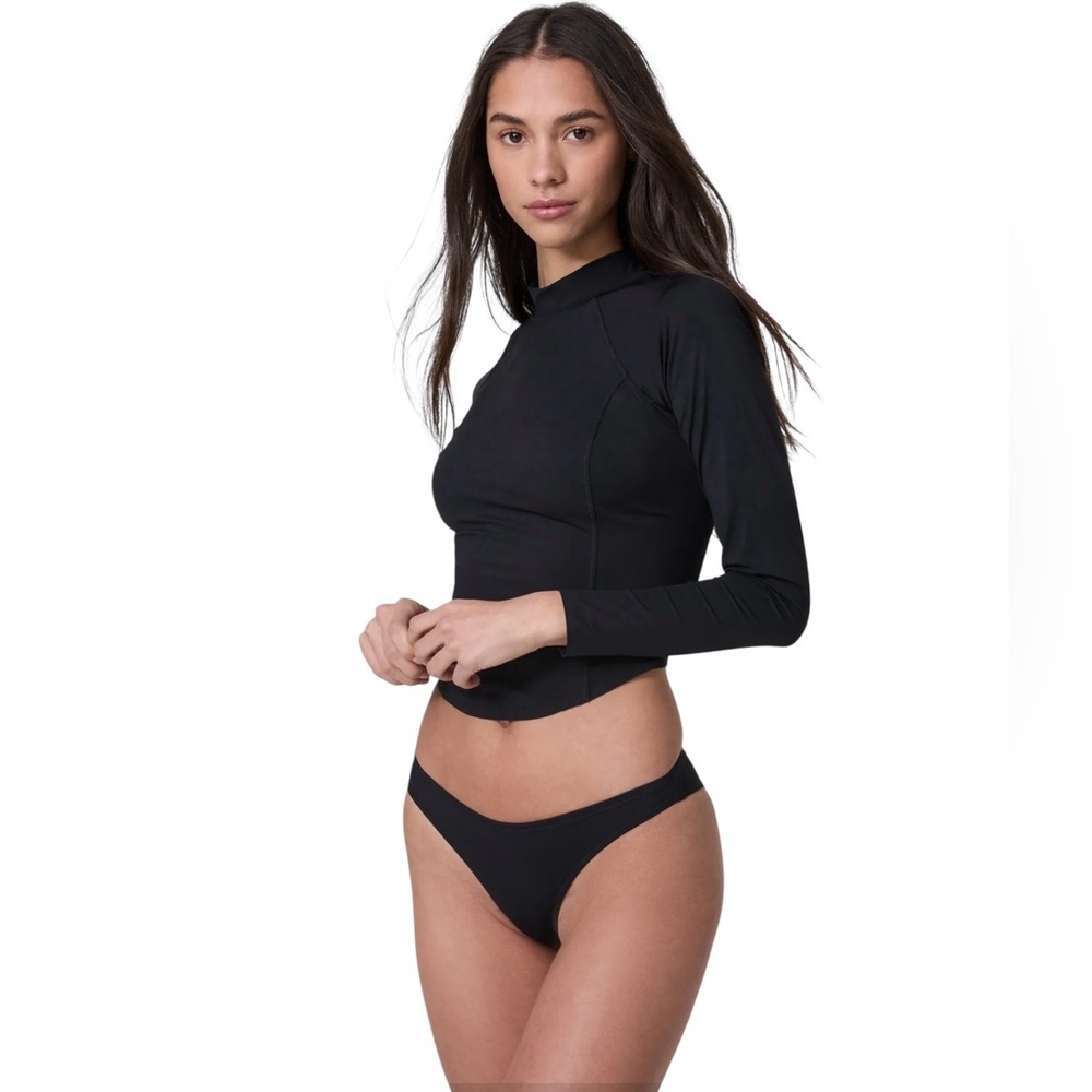 Vuori Long Sleeve Crush Rashguard - Picture 11 of 11